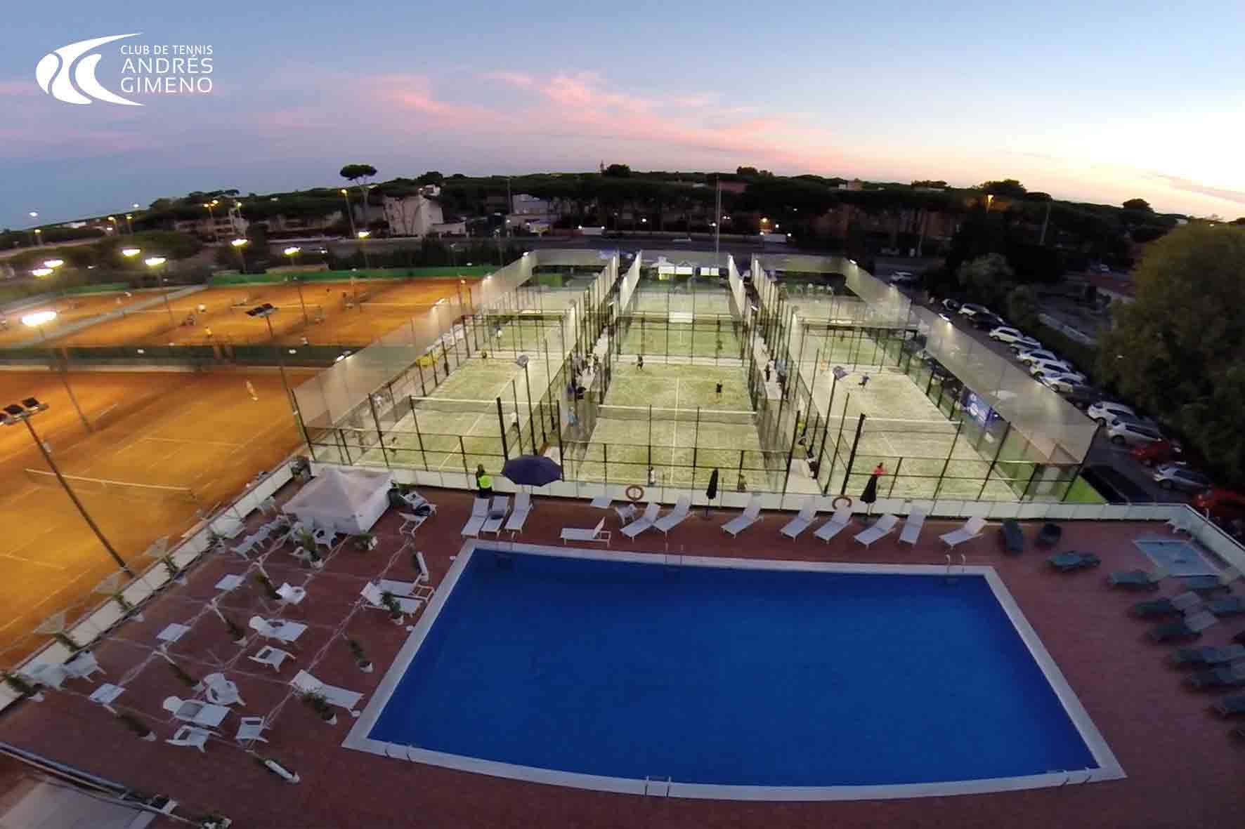 Pistas de tenis, padel y piscina en el club Andres Gimeno